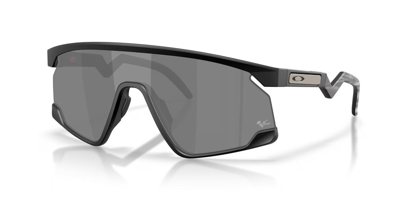 Lunettes de soleil OAKLEY...